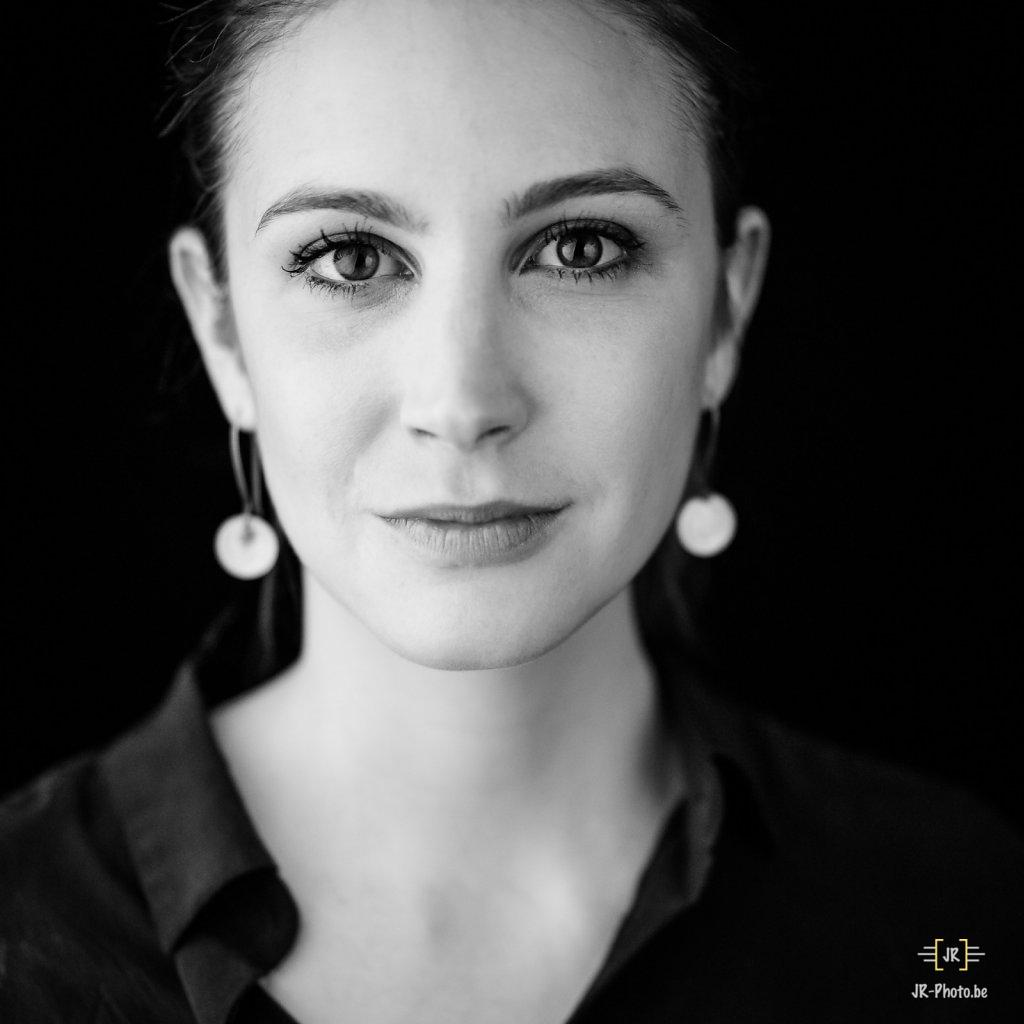 Headshot - Ophélia